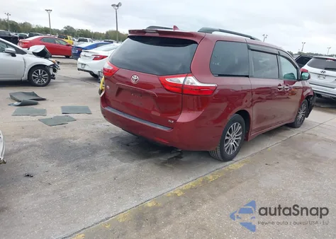 2018 Toyota Sienna Xle 8 Passenger z USA, uszkodzony, nr VIN 5TDYZ3DC4JS906391